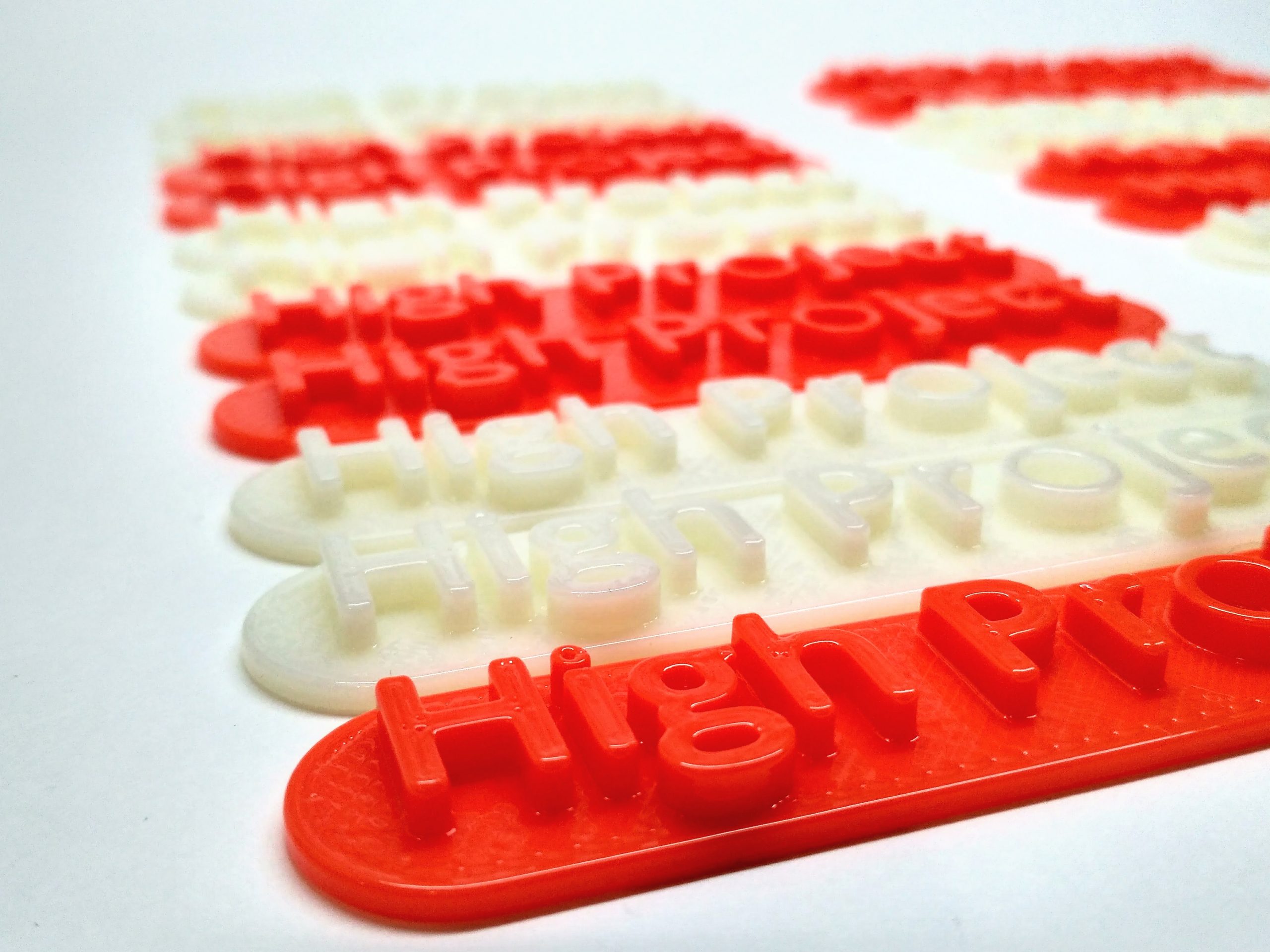 Серийная 3D печать пластмассами мелких изделий
